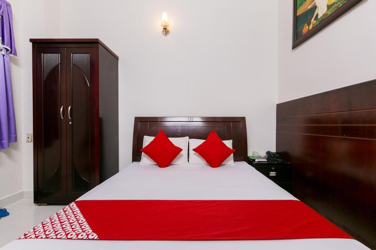 Oyo 486 Nhat Nhat Hotel Ho Chi Minh City Exterior photo